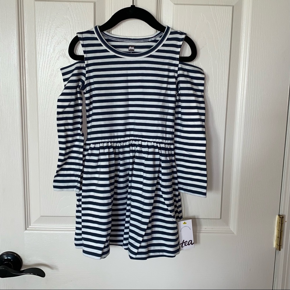 Tea Collection Peek- A-Boo Shoulder Dress NEW!☀️